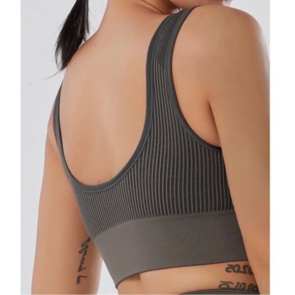 Women's Black and Grey High Support Sports Bra - Picture 2 of 5